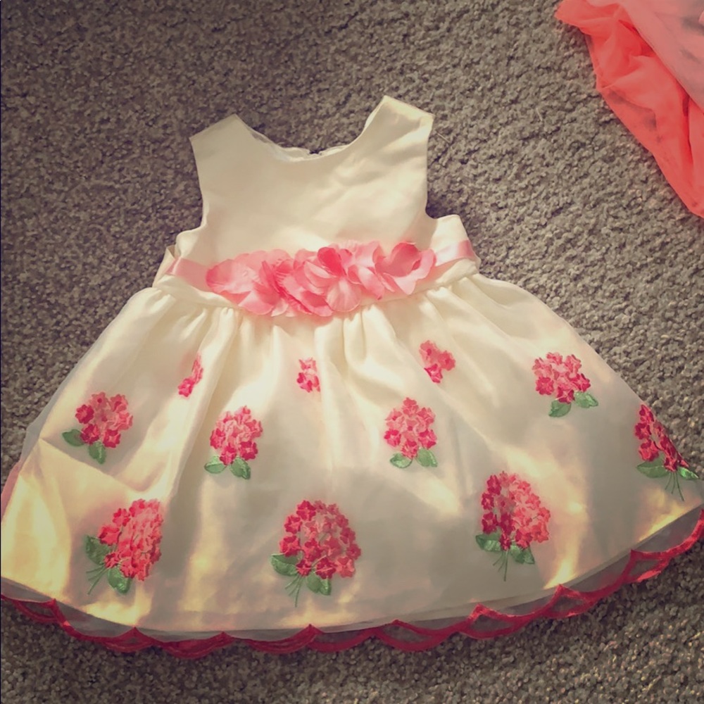 Beautiful floral dress 12 months
